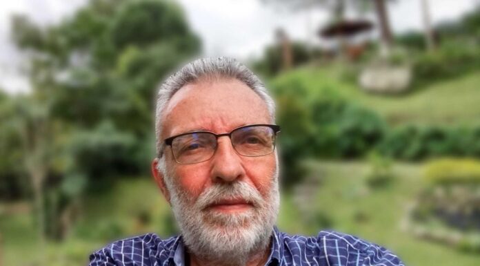 Jorge Enrique Esguerra, Columnista