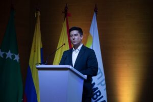Juan Nicolás Gaviria, Sindicato empresarial Siempre Colombia