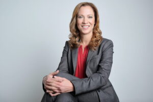 María Claudia Lacouture, Más Colombia, AmCham