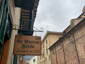 La Puerta Falsa