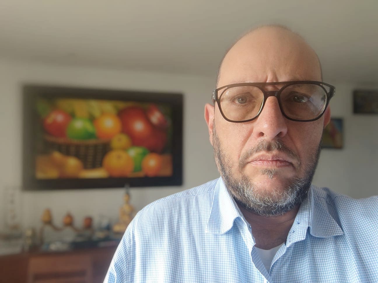 Leonardo Arbeláez, Columnista, Más Colombia