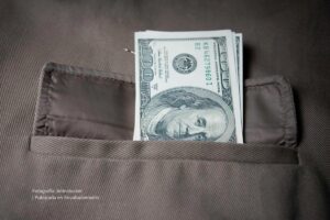 Dólares, Salario mínimo, Devaluación, Más Colombia, Dólares