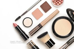 brochas, rubor, labial, sombras, cosméticos