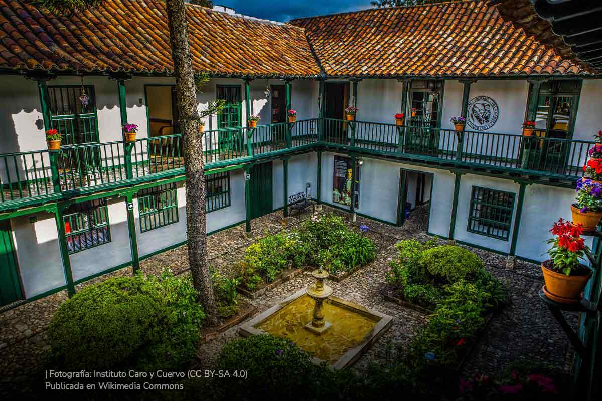 Casa Cuervo Urisarri, Caro y Cuervo, patrimonio, casa antigua, fuente, Más Colombia
