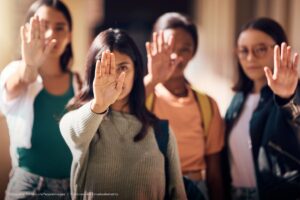 mujeres, mujeres protestando, derechos de las mujeres, Más Colombia