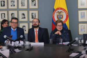 ministra del Trabajo de Colombia, Gloria Inés Ramírez, mesa de concertación, subcomisión reforma pensional, Jaime Dussán. Ministerio del Trabajo de Colombia, Más Colombia