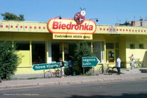 biedronka, almacén, fachada de biedronka, Polonia, Más Colombia
