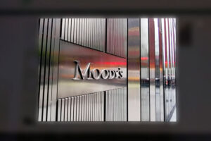 Moody´s, calificadoras de riesgo, Más Colombia