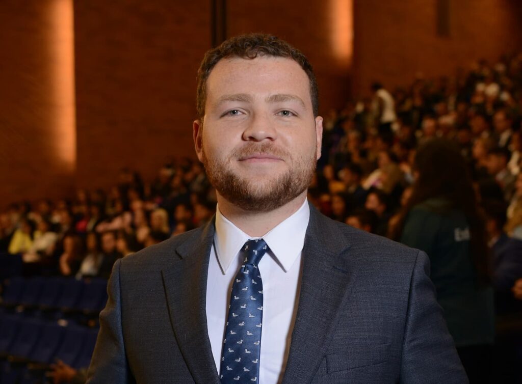 Sebastián Aguilera González, Columnista, Mas Colombia