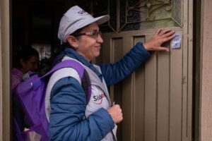 Sisbén, encuestadora Sisbén, beneficiarios del Sisbén, hogar Sisbén, Más Colombia