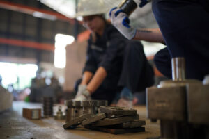 industria en Colombia, obreros, trabajadores de fábrica, Más Colombia