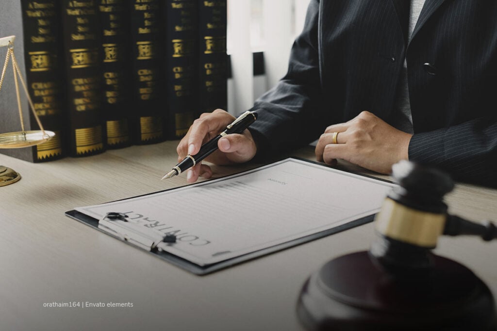 La aprobación de una resolución para la justicia fiscal en la ONU cuestiona el liderazgo de la OCDE 2 justicia fiscal, contratos, leyes, mazo, Hombre, hojas, Más Colombia