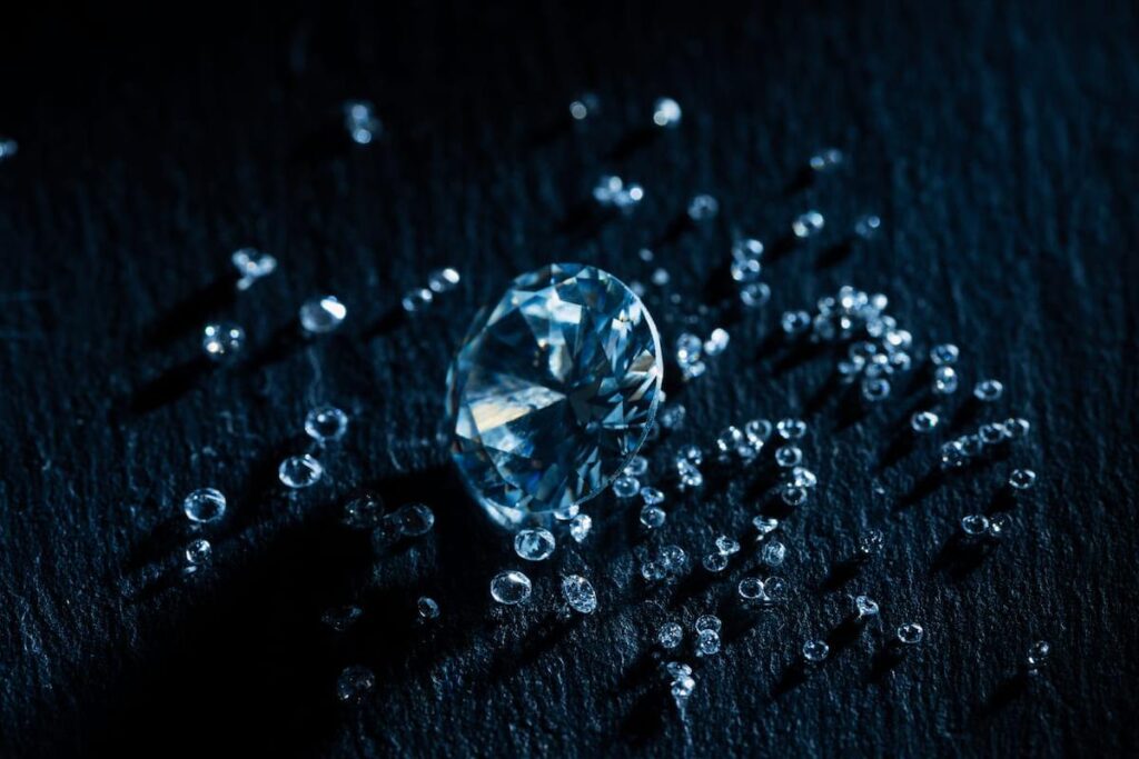 Top 10 most valuable gemstones in the world and where to find them 2 top 10 most valuable gemstones in the world 1