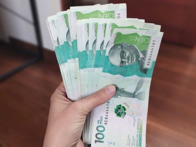 cesantías, dinero colombiano, billetes, Más Colombia