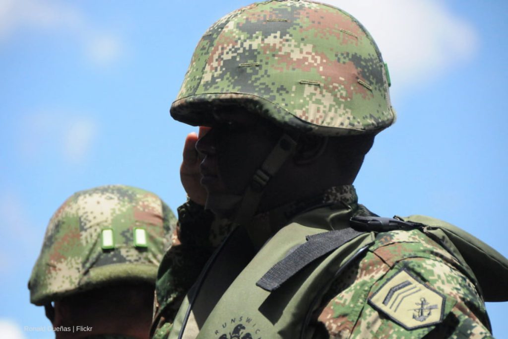 fuerzas armadas, mesada 14, Más Colombia