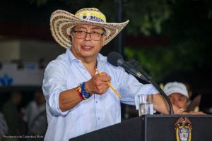 Gustavo Petro, MinAgricultura, idema, Más Colombia