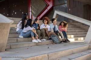 jóvenes a la E, becas, estudiantes universitarios, Más Colombia