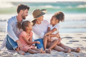 Viajar con niños, playa, viaje en familia, Más Colombia