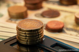 regla fiscal, monedas, Más Colombia