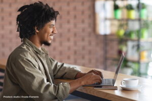 trabajo remoto para colombianos, Más Colombia