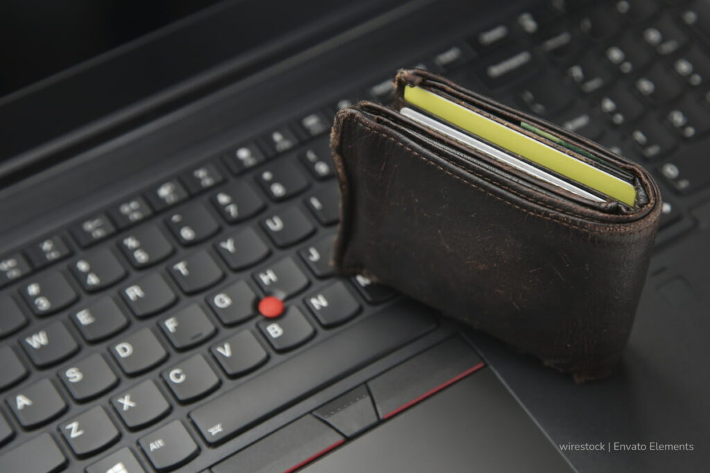 cobro de la Dian, estafa, billetera, computador, dinero, Más Colombia