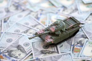 Gasto militar en América, dinero, dólares, carrotanque, Más Colombia