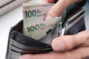 Salario mínimo 2024, dinero, billetera, Más Colombia