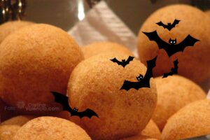 hombre repartio bunuelos en halloween