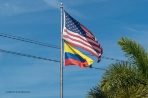 Alianza entre Colombia y Estados Unidos, Más Colombia
