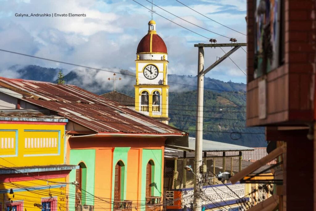 Turismo religioso en Colombia, Iglesia colorida, Más Colombia