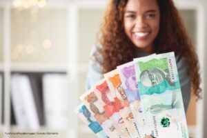 Ingreso Mínimo Garantizado, mujer con beneficio, Más Colombia