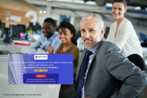 concurso Contraloría 2024-2026, personas trabajando en una oficina, Más Colombia