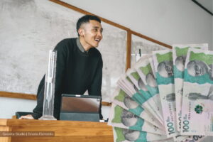 Compatibilidad entre salario y pensión, docentes 1278, docente, profesor en salón de clases, dinero, Más Colombia