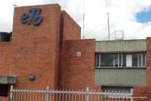 Despidos en ETB, sede de Bogotá de ETB, Más Colombia