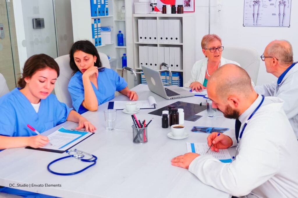 Qué es la historia clínica 5 historia clínica, Capacitación de personal en gestión de historias clínicas, Más Colombia