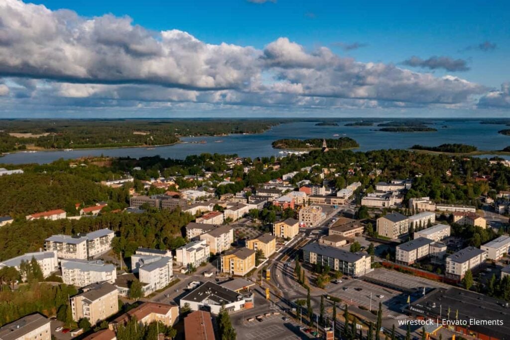 País más feliz del mundo, Finlandia, Tampere, Más Colombia