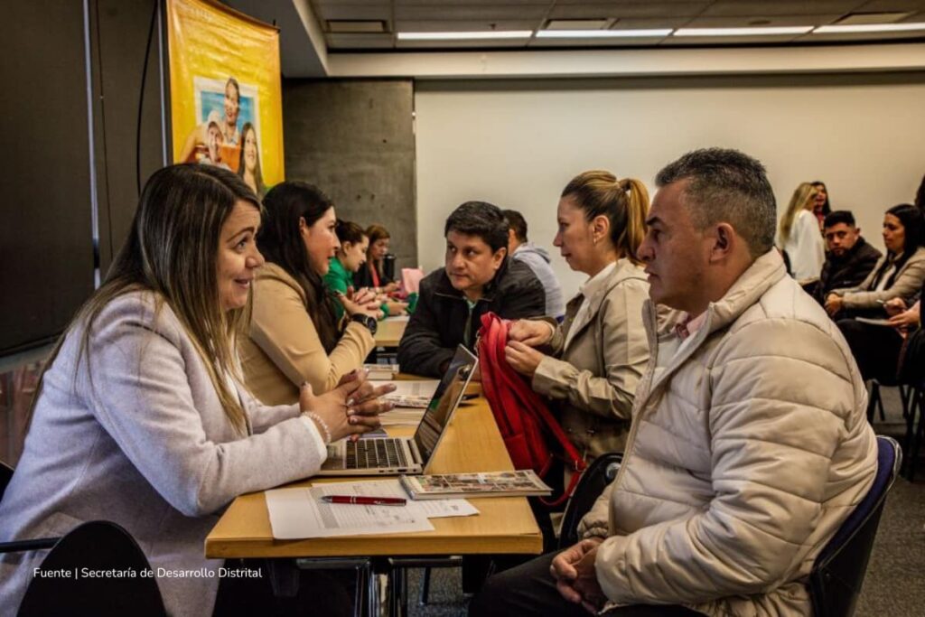 crédito empresarial, comerciantes en asesoría, Más Colombia