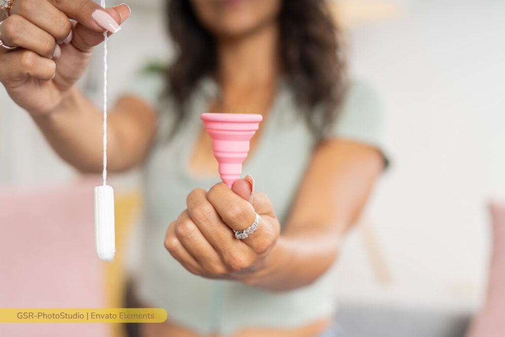 28M Día de la Salud Menstrual: contra el mito de la “higiene femenina” 3 Salud Menstrual, higiene femenina, copa menstrual, tampón, mujer, Más Colombia