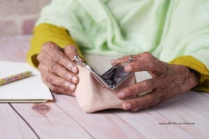 mesada 14 en 2025, monedero de mujer adulta, Más Colombia