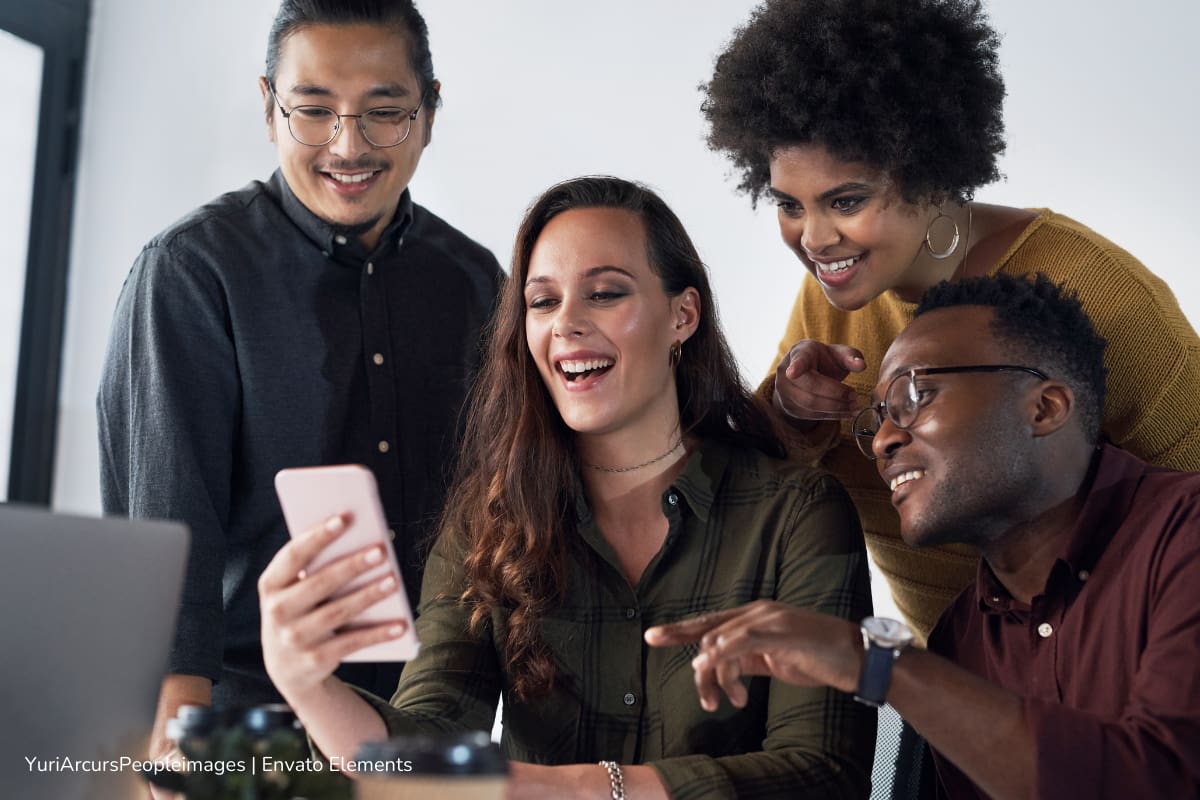 número telefónico, teléfono, personas, Más Colombia