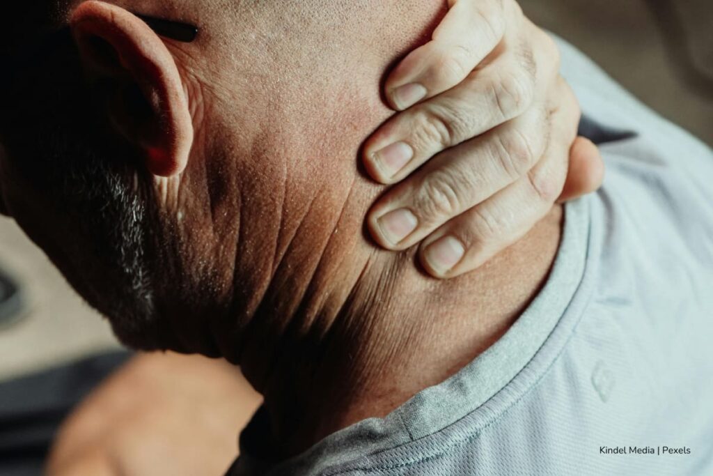 La artritis reumatoide en Colombia ya no es un caso aislado: convive con múltiples enfermedades 2 artritis reumatoide, enfermedades en Colombia, Hombre que padece una de tantas enfermedades en Colombia, Más Colombia