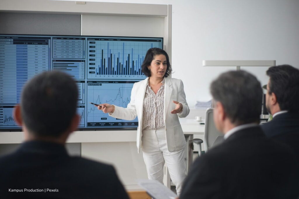 Ya puede consultar si fue admitido a la siguiente etapa del concurso Antioquia 3 de la CNSC: Pasos para ver resultados de Verificación de Requisitos Mínimos 3 concurso Antioquia 3, resultados de Verificación de Requisitos Mínimos, Personas capacitando para nueva etapa de concurso Antioquia 3, Más Colombia