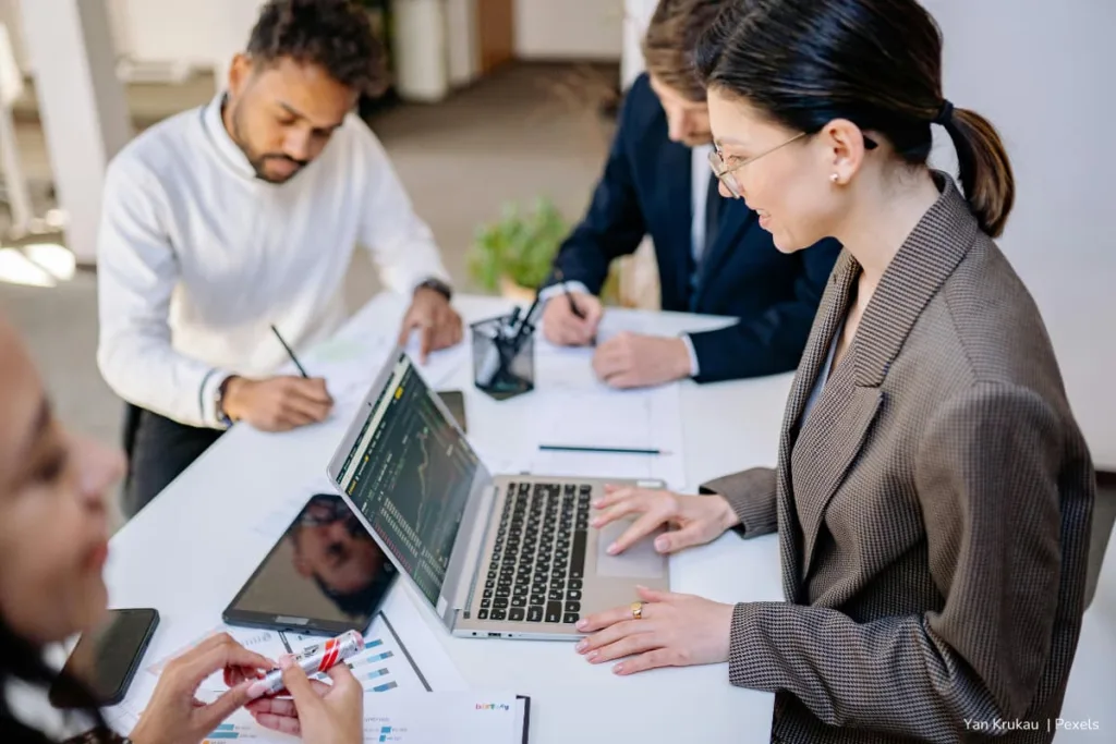 Consejos para construir un plan financiero sólido al comprar vivienda en Estados Unidos 4 plan financiero, Asesor para plan financiero, Más Colombia