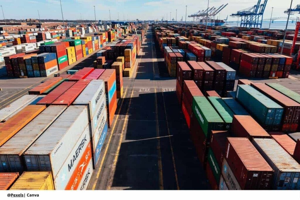 ¡Descubra! ¿Cuántas zonas francas hay en Colombia en 2025? 2 contenedor puerto