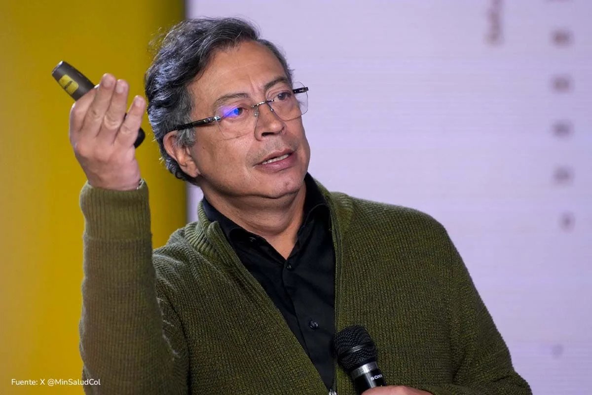 Petro cifras de salud: primer plano de Gustavo Petro hablando en alocución presidencial