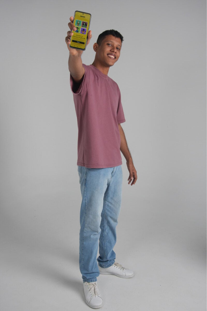 Gurwi, la exitosa app de un emprendedor costeño que dejó su trabajo por el sueño de “acabar el chirretismo” en Colombia 4 Gurwi, Camilo Peñalver, creador de Gurwi, Más Colombia