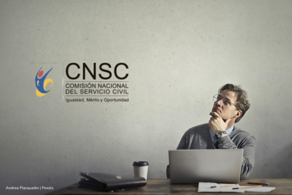 concurso Ministerio del Trabajo, Hombre pensando en hacer una reclamación, Más Colombia