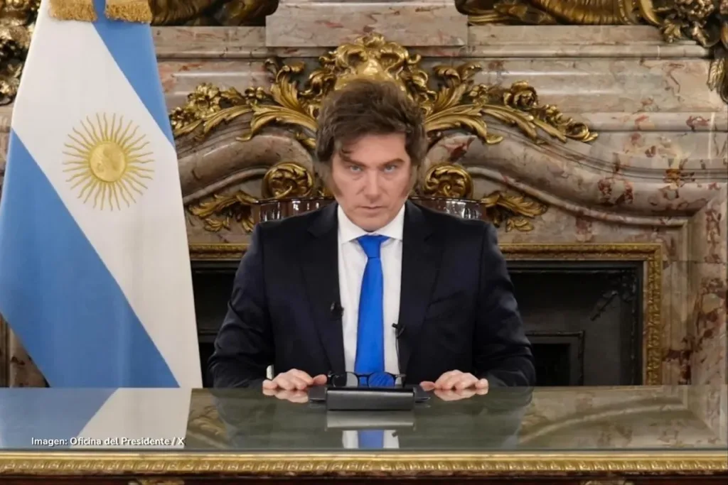 Roxana Kreimer: Milei acorralado por escándalos de corrupción que golpean el corazón de su gobierno y salpican a su hermana 5 Javier Milei ofrece declaración oficial desde Casa Rosada