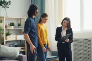 Feria de Vivienda para mujeres, Mujer comprando su primera casa, Más Colombia