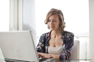 ofertas de empleo, puestos de trabajo en Bogotá, Mujer sin experiencia laboral buscando ofertas de empleo, Más Colombia